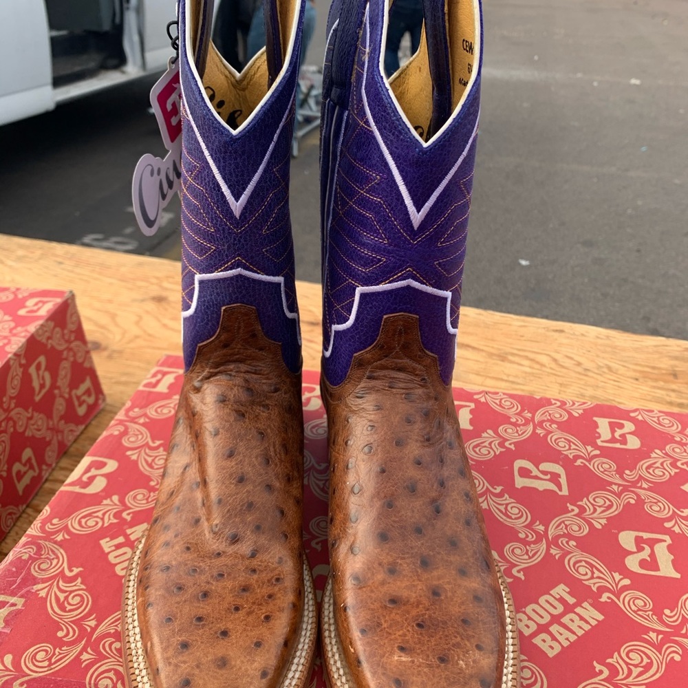 Cowboy boots MY PRICE ITS FIRM